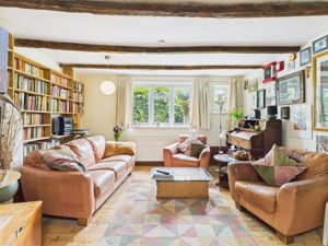 Living Room- click for photo gallery